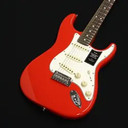 FENDER PLAYER II STRATOCASTER  CORAL RED
