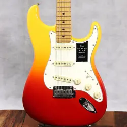 FENDER PLAYER PLUS STRATOCASTER   TEQUILA SUNRISE