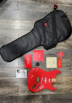 FENDER AMERICAN VINTAGE II 1961 STRATOCASTER BODY FIESTA RED