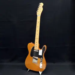 FENDER MADE IN JAPAN HYBRID II TELECASTER  MAPLE FINGERBOARD  VINTAGE NATURAL