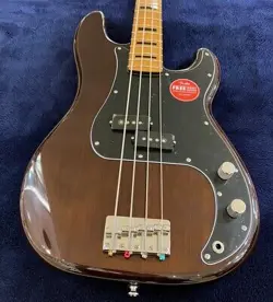 PRECISION BASS/WALNUT