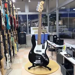 FENDER PLAYER JAZZ BASS PF BLK ELECTRIC BASS