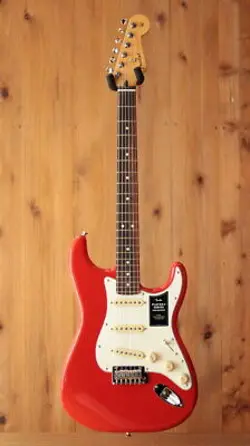 FENDER  PLAYER II STRATOCASTER CORAL RED