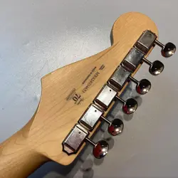 FENDER PLAYER II STRATOCASTER CORAL RED