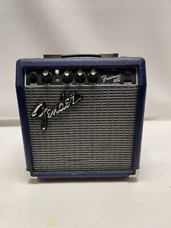 FENDER  FRONTMAN AMP