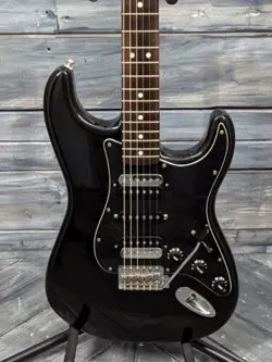 FENDER 2017 STANDARD