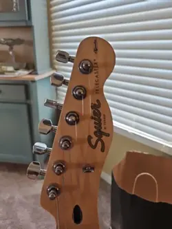 FENDER SQUIER TELECASTER AFFIENITY GUITAR