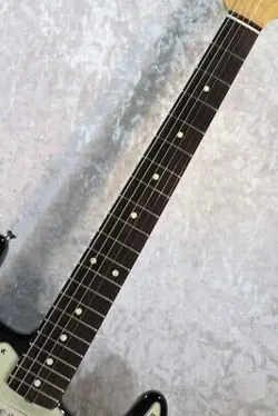 FENDER MADE IN JAPAN TRADITIONAL 60S STRATOCASTER BLACK  JD24005607 3.49KG