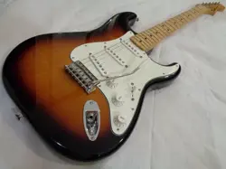 2015 FENDER STANDARD STRATOCASTER SSS MAPLE NECK MEXICO GUITAR 3 COLOR SUNBURST
