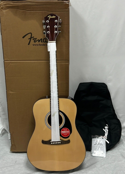 FENDER BROWN MUSICAL INSTRUMENT ACOUSTIC GUITAR WITH CARRYING BAG