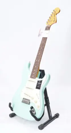 FENDER VINTERA II 70S STRATOCASTER,  SURF GREEN ELECTRIC GUITAR