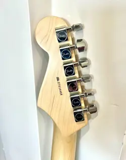 STRATOCASTER BLACK EXCELLENT