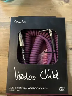 FENDER JIMI HENDRIX VOODOO CHILD 30 FT. COILED GUITAR CABLE, PURPLE