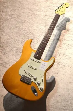 FENDER MADE IN JAPAN HYBRID II STRATOCASTER ROSEWOOD FINGERBOARD  VINTAGE NATU