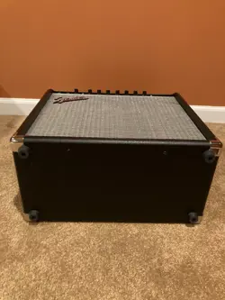 40 COMBO AMP