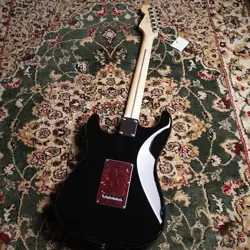 FENDER MADE IN JAPAN HYBRID II STRATOCASTER BLACK