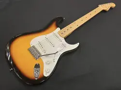 FENDER TRADITIONAL 50S STRATOCASTER 2TONE SUNBURST ELECTRIC GUITAR MADE IN JAPAN