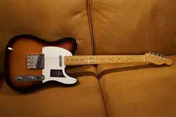 FENDER VINTERA II '50S NOCASTER MAPLE FB 2-COLOR SUNBURST ELECTRIC GUITAR