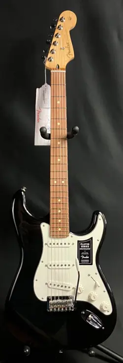 FENDER PLAYER STRATOCASTER ELECTRIC GUITAR GLOSS BLACK FINISH