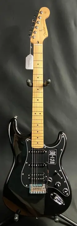FENDER PLAYER STRATOCASTER HSS ELECTRIC GUITAR GLOSS BLACK FINISH
