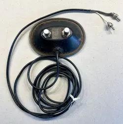 VINTAGE FENDER 2-BUTTON FOOTSWITCH FOR TUBE AMPLIFIERS
