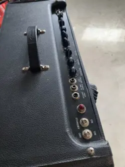 FENDER HOTROD DELUXE