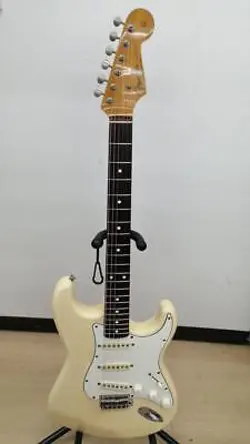 FENDER JAPAN ST62-65 STRATOCASTER WHITE MADE IN 1983 SOLID ELECTRIC *DKG378