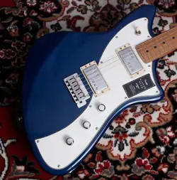 FENDER LIMITED EDITION PLAYER PLUS METEORA HH MAPLE SAPPHIRE BLUE #GG7CW