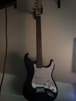 FENDER STRATOCASTER 6 STRING MAPLE FINGERBOARD ELECTRIC GUITAR -BLACK