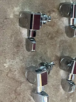 SET CHROME FENDER PLAYER STRATOCASTER TELECASTER GUITAR TUNERS SEALED