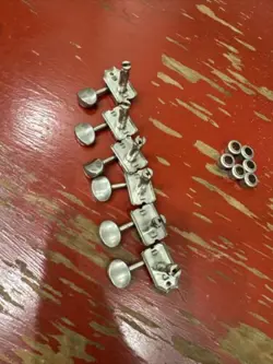 TUNING MACHINES TUNERS