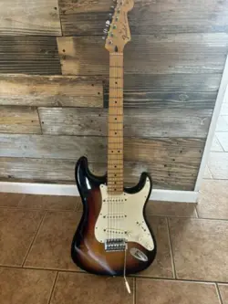 STRATOCASTER MX12