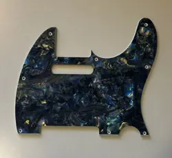 HOLE TELECASTER SCRATCH