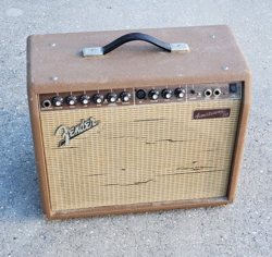 VINTAGE FENDER ACOUSTASONIC 30 GUITAR/MIC AMPLIFIER - TESTED