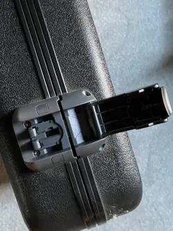 FENDER AMERICAN DELUXE MOLDED CASE STRATOCASTER USA