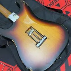 FENDER COMPONENT RELIC