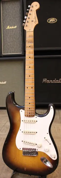 1957 FENDER STRATOCASTER