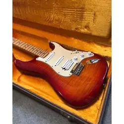 FENDER STRATOCASTER LIMITED EDITION NO.LG673