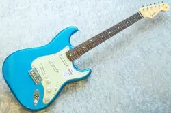 FENDER MADE IN JAPAN TRADITIONAL II 60S STRATOCASTER  LAKE PLACID BLUE   JD230