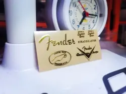 2PCS FENDER STRAT CUSTOM SHOP GUITAR HEADSTOCK SELF-ADHESIVE METAL STICKERS GOLD