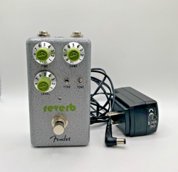 FENDER HAMMERTONE REVERB EFFECTS PEDAL GRAY AND GREEN LN WITH POWER CORD