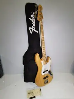 ELECTRIC BASS FROM GIFU, BEAUTIFUL, WITH CASE, USED FENDER JAPAN JAZZ JB75