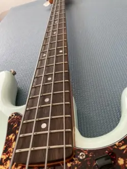 FENDER SQUIER CLASSIC VIBE '60S PRECISION BASS LIMITED EDITION SONIC BLUE