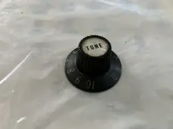 BLACK GUITAR PUSH-ON