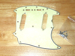 FENDER 1965 PEARLOID WHITE 3 PLY DUO SONIC OR MUSTANG PICKGUARD