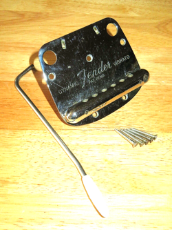 FENDER 1965 CHROME MUSTANG VIBRATO