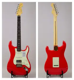 FENDER 2024 COLLECTION MADE IN JAPAN HYBRID II STRATOCASTER HSS (MODENA RED)