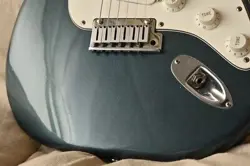 FENDER STRATOCASTER 1987