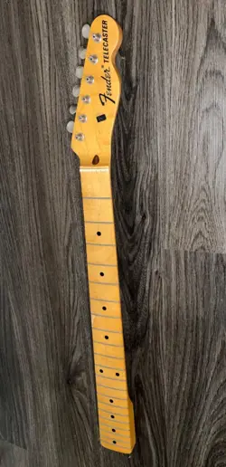 1986 JAPAN FENDER
