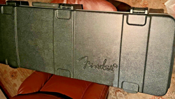 FENDER USA PROFESSIONAL STRAT / TELE BLACK HARDSHELL CASE ELECTRIC GUITAR